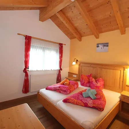 Pleasant In Laengenfeld With Sauna * Huben (Imst)