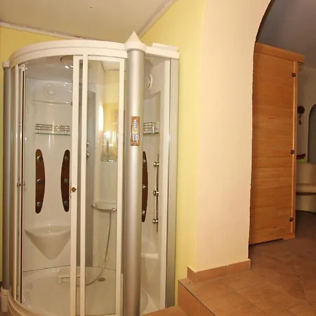 Pleasant In L Ngenfeld With Sauna * Huben (Imst)