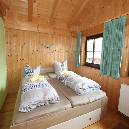 Pleasant In L Ngenfeld With Sauna Apartament